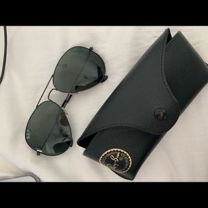 Ray Bans - BLACK aviator sunglasses.